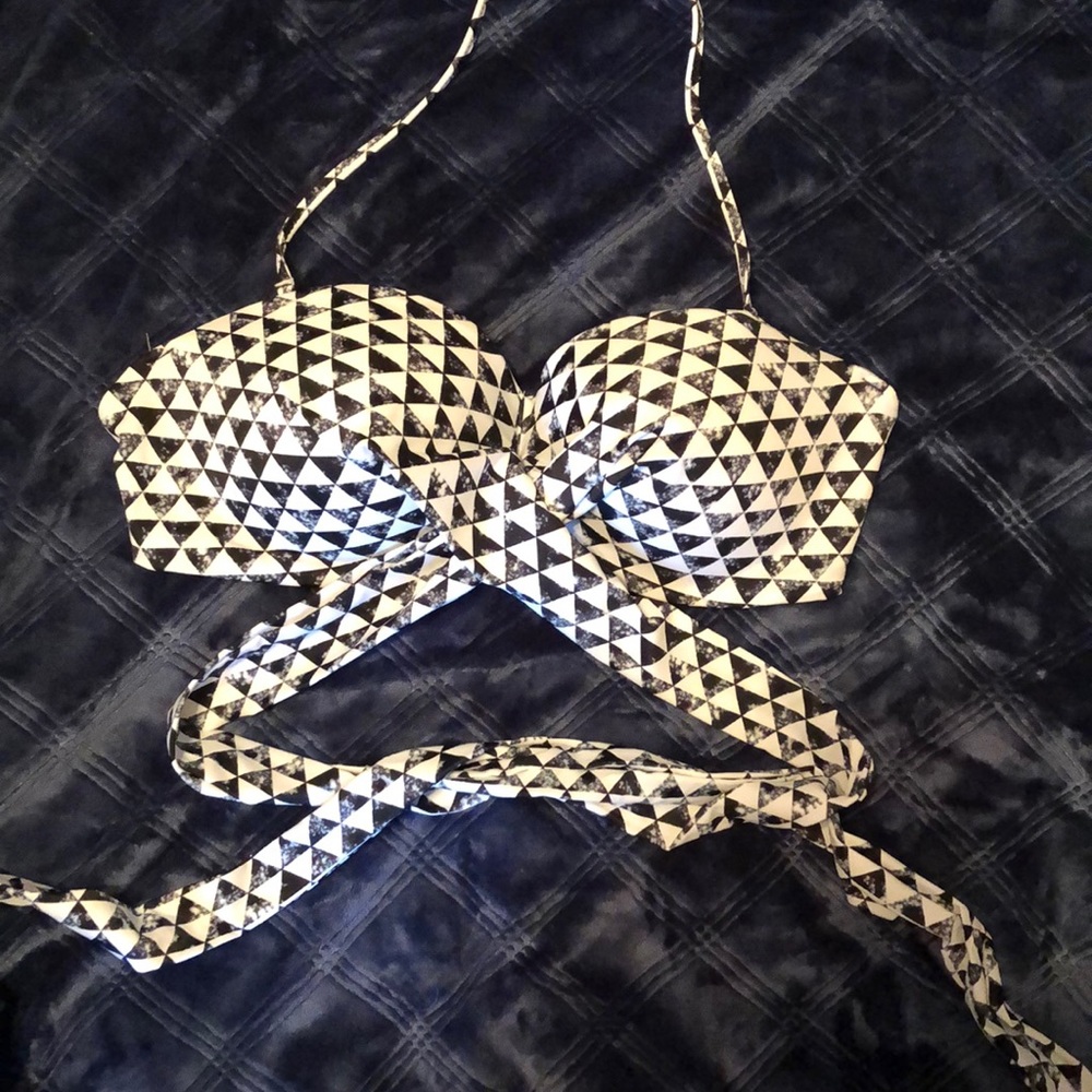VS Pink black and white wrap bikini top - large